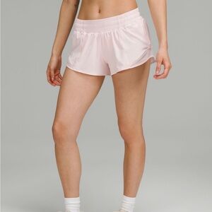 Lululemon Hotty Hot Low Rise 4in Short Strawberry Milkshake